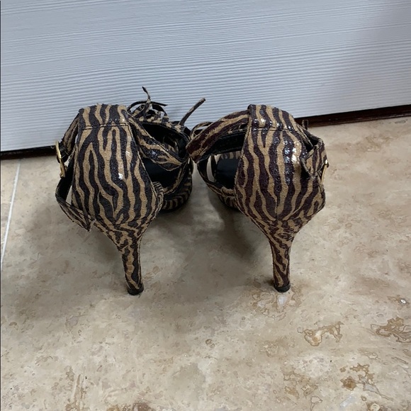 Hells - Picture 2 of 4